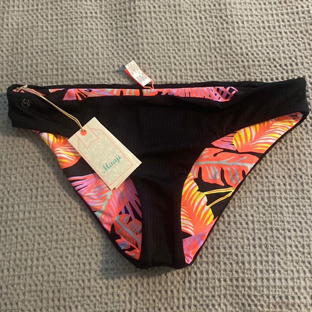 Black Onyx Sublime Signature Cut Bikini Bottom - Women's - Picture 3 of 4